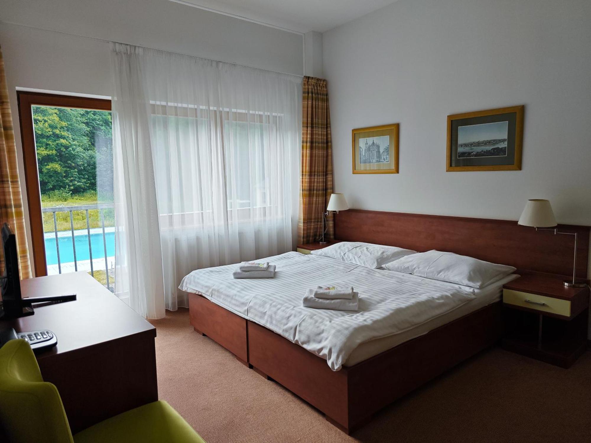 Geyserpark Village Karlovy Vary Luaran gambar